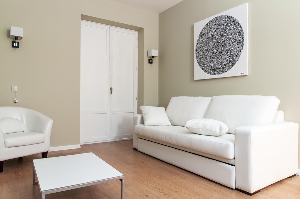 Premium Apartments Валенсія Екстер'єр фото